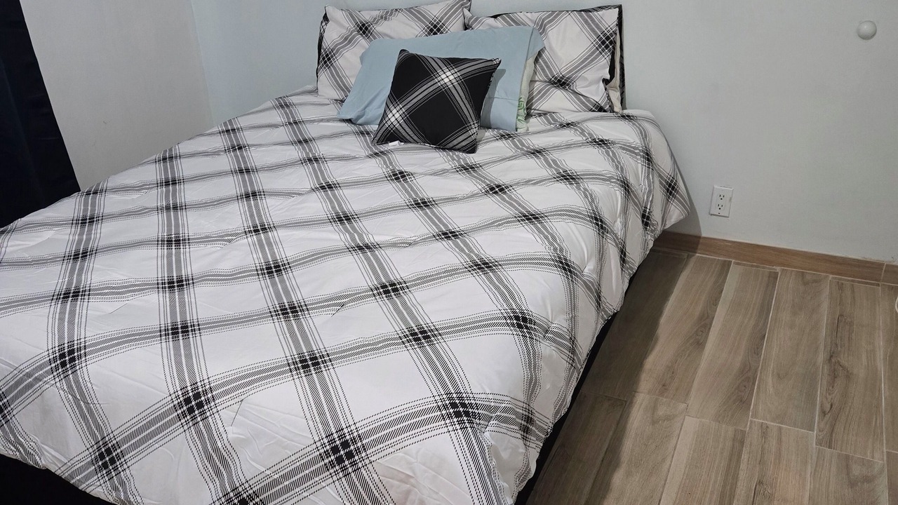 Photo of Bedroom in Sunset Park