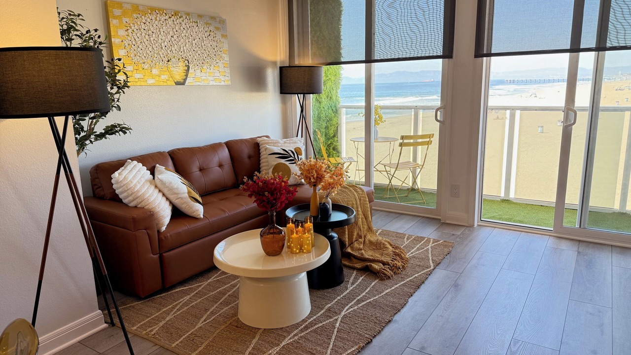 Photo of Livingroom in Hermosa Beach