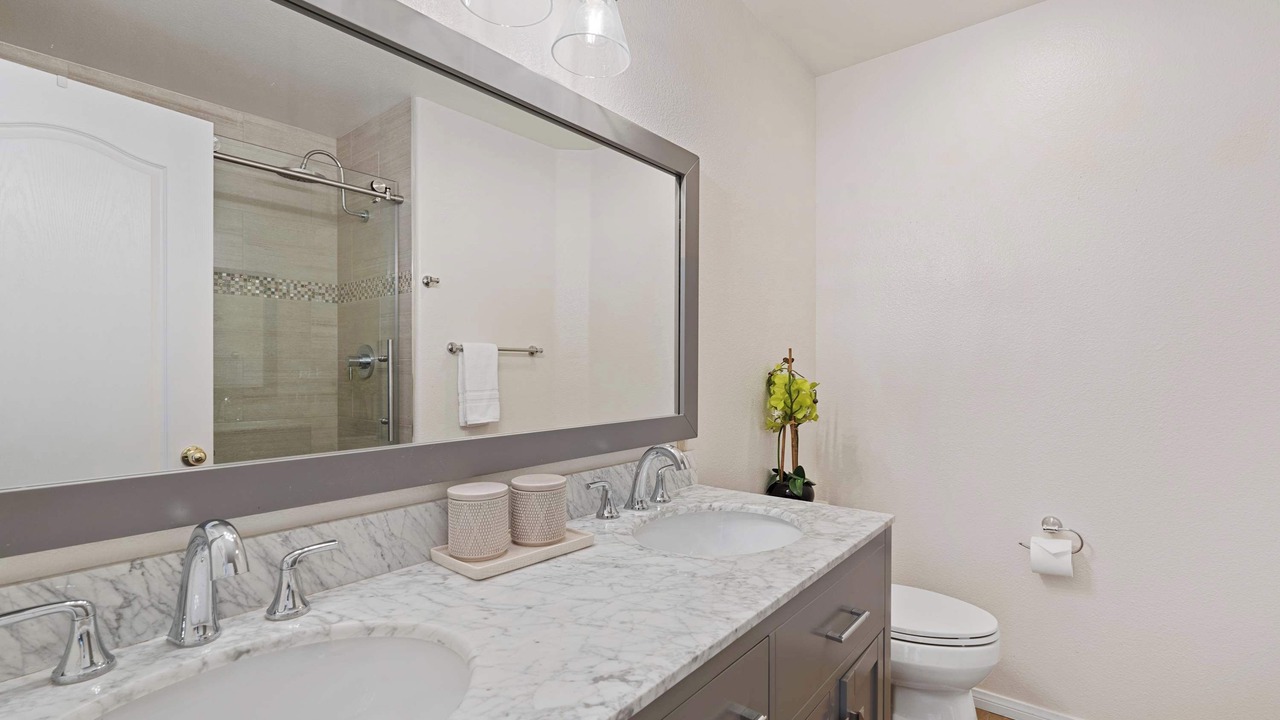 Photo of Bathroom in Palacio Del Mar