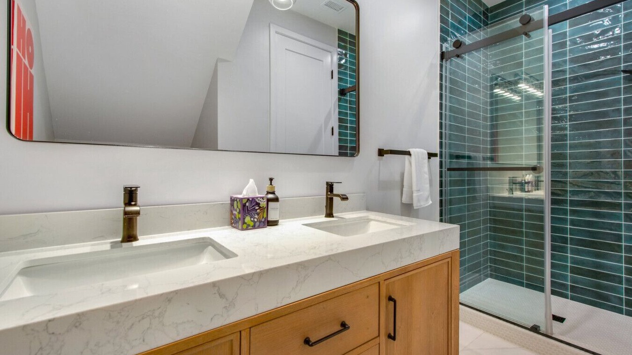 Photo of Bathroom in Huntington Beach