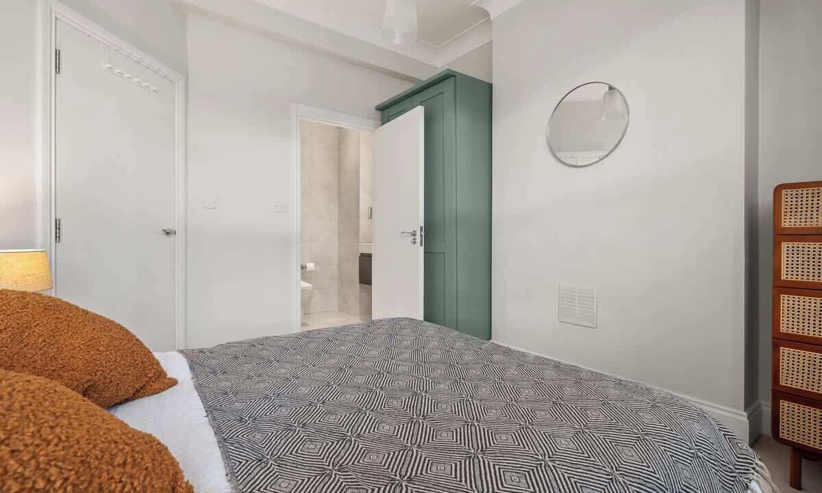 Photo of Bedroom in Munster