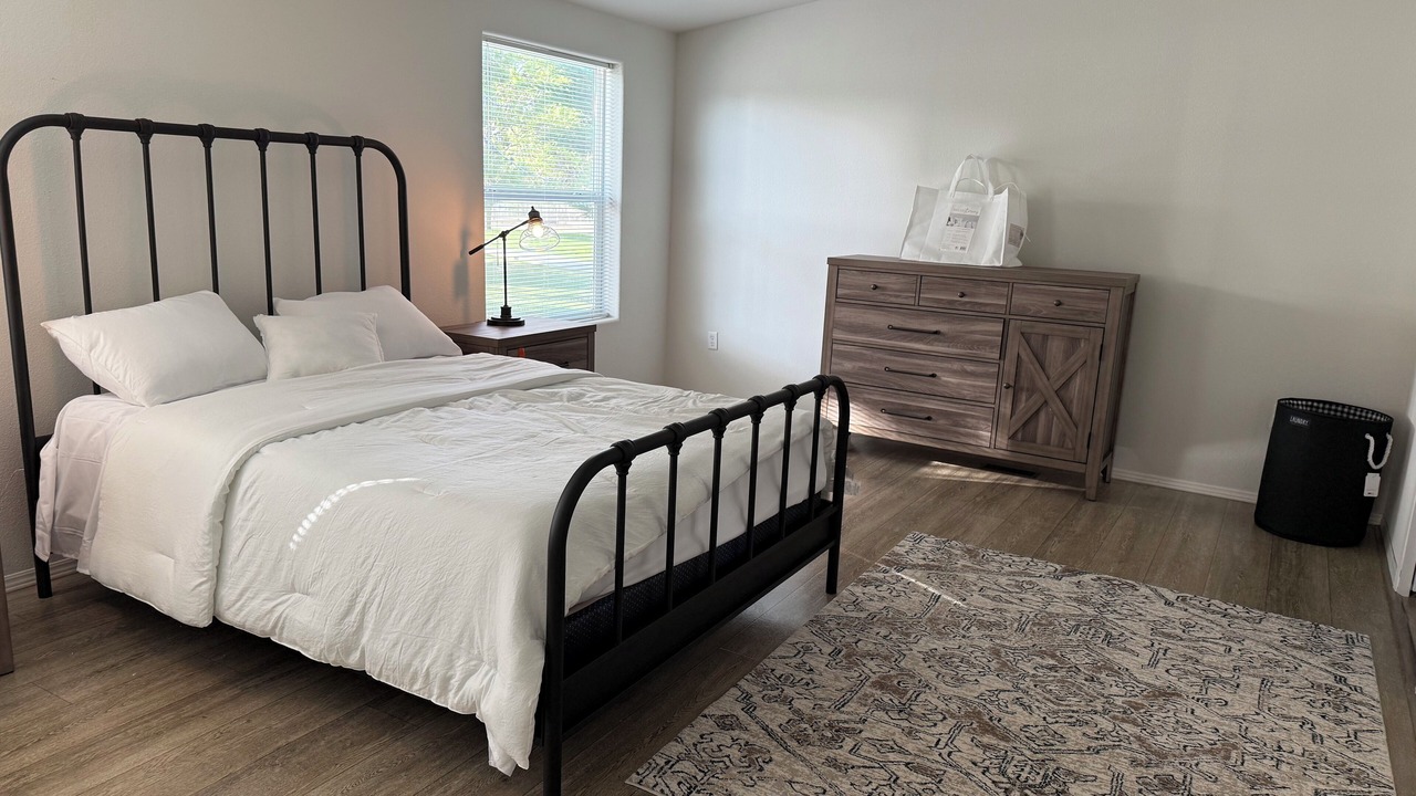 Photo of Bedroom in Banta
