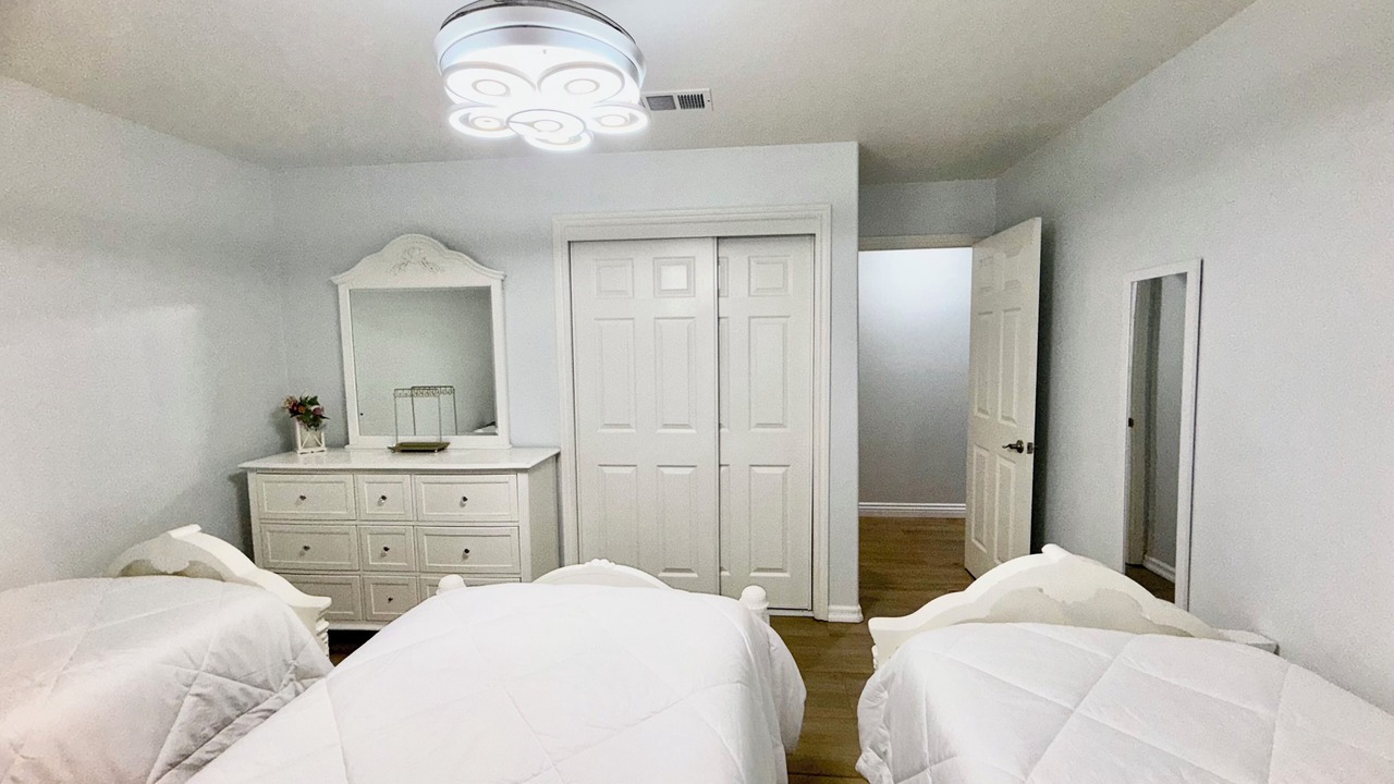 Photo of Bedroom in Pumpkin Center