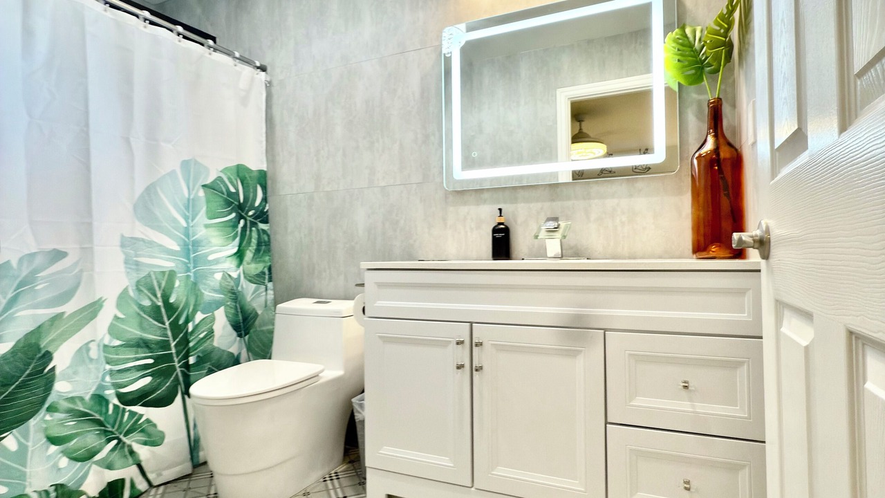 Photo of Bathroom in Pumpkin Center