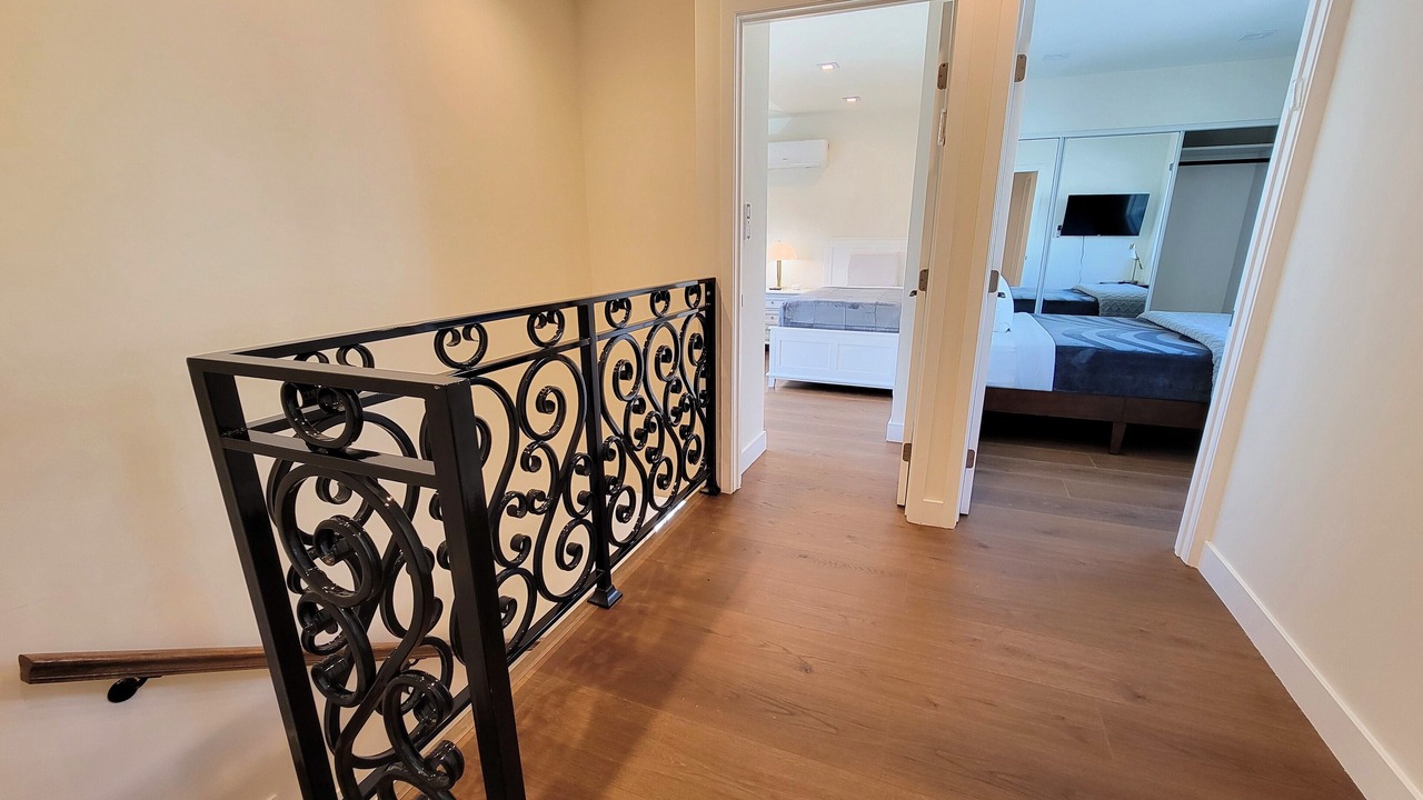 Photo of Bedroom in Pico - Robertson