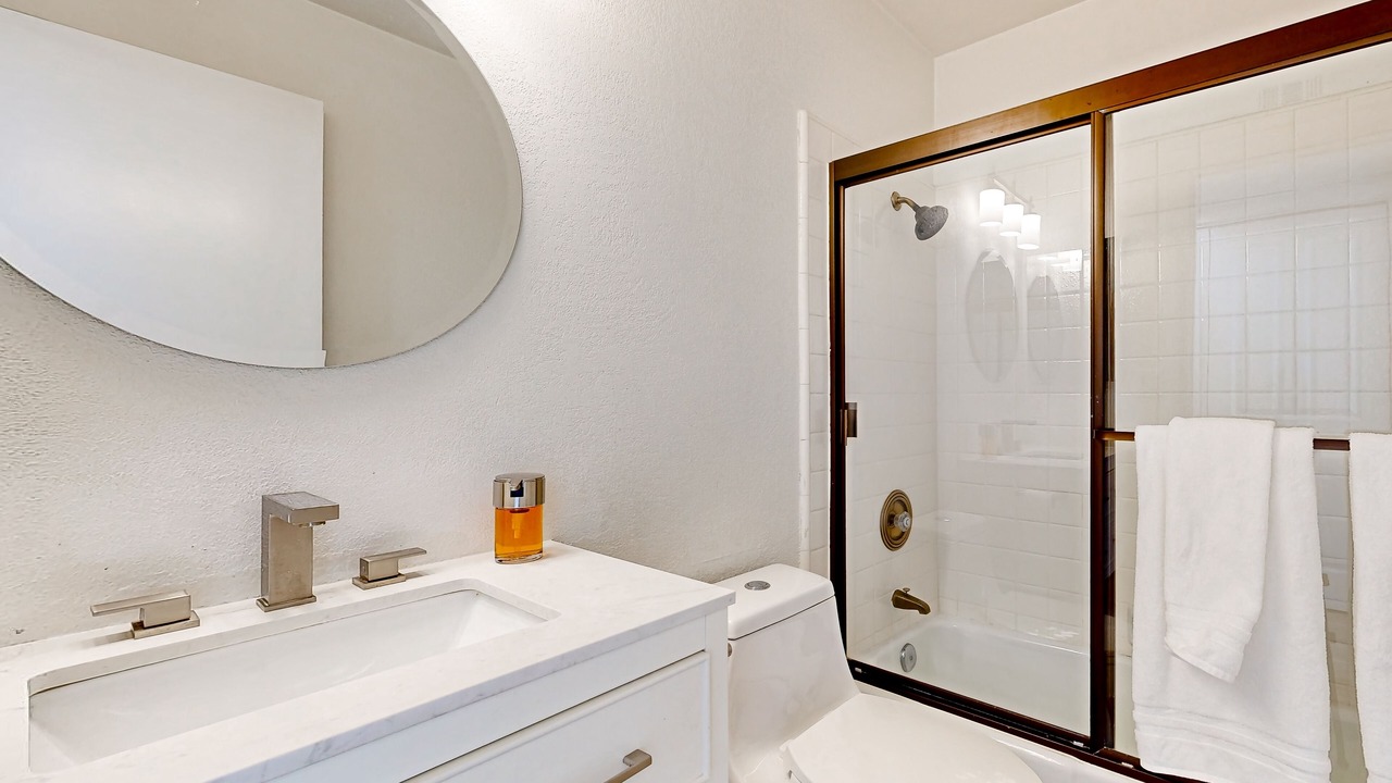 Photo of Bathroom in Lake Arrowhead