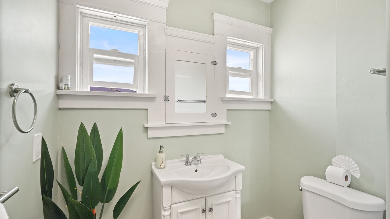Photo of Bathroom in Belmont Heights