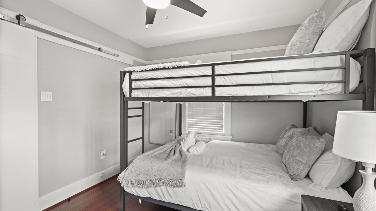 Photo of Bedroom in Belmont Heights