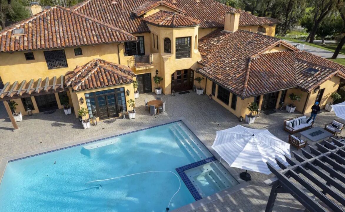 Photo of Outdoor in Covenant
