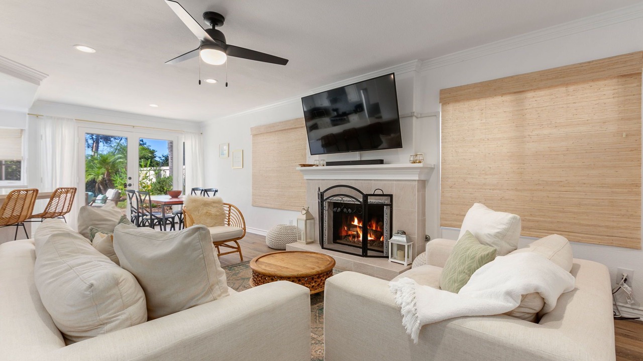 Photo of Livingroom in Vista