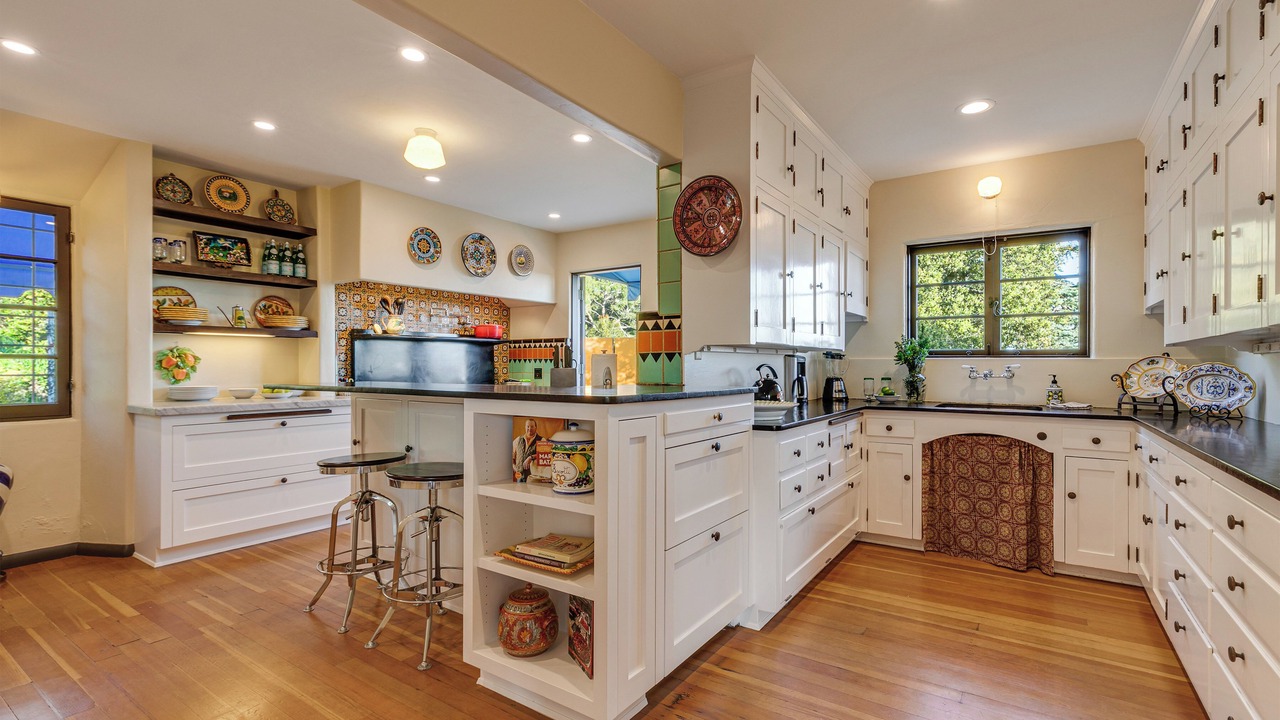 Photo of Kitchen in Rossmoyne