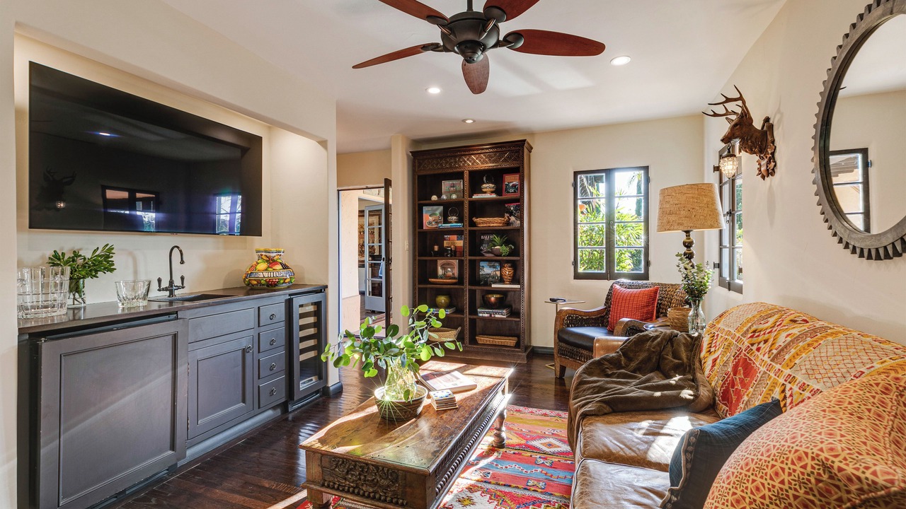 Photo of Livingroom in Rossmoyne