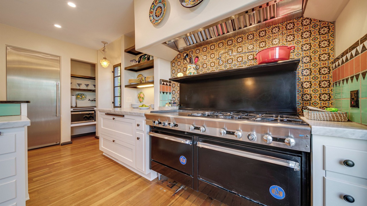 Photo of Kitchen in Rossmoyne