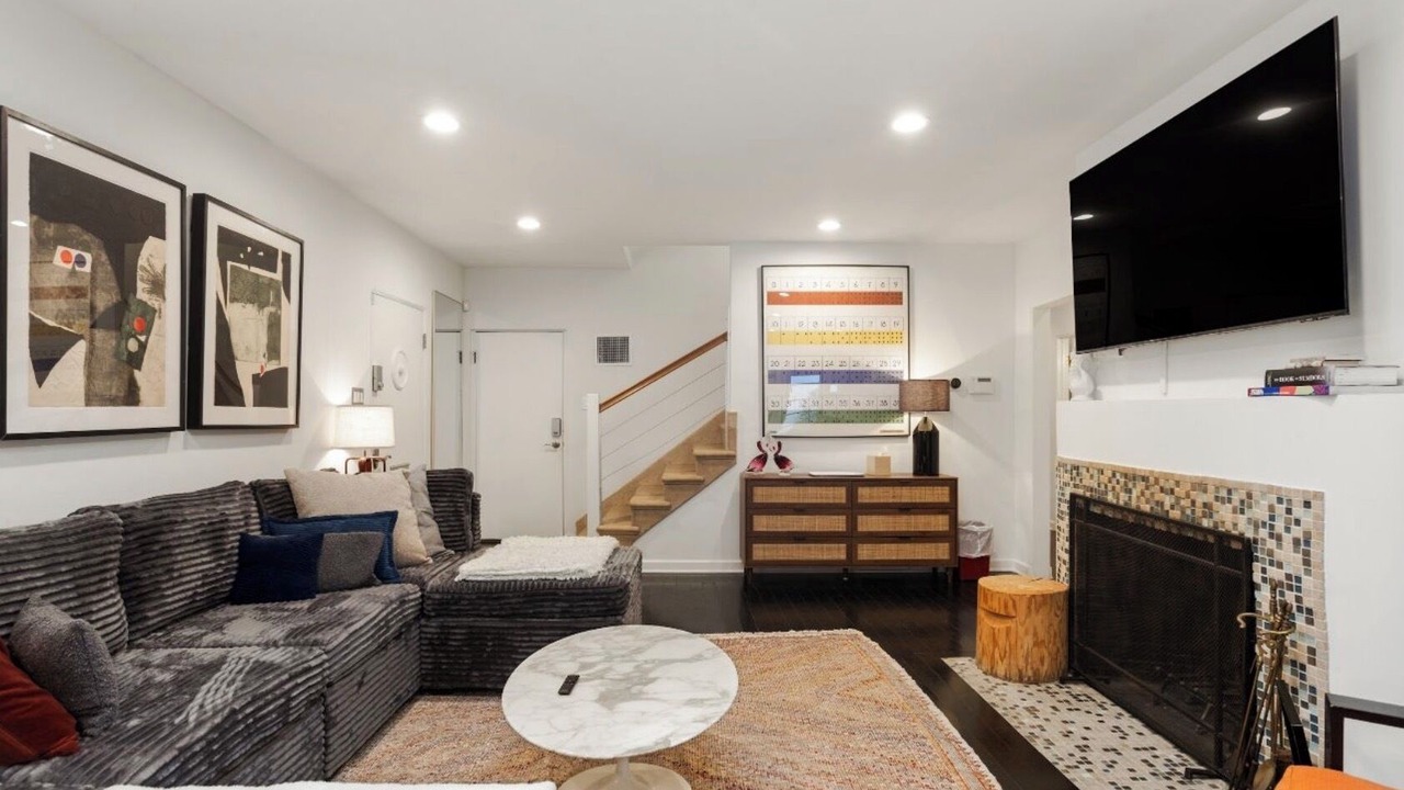 Photo of Livingroom in Tri-West
