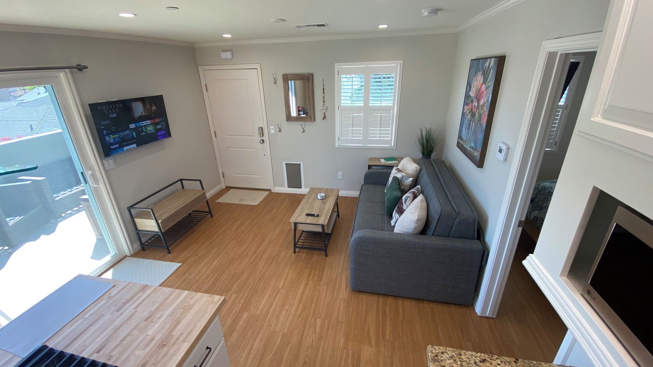 Photo of Livingroom in Burbank