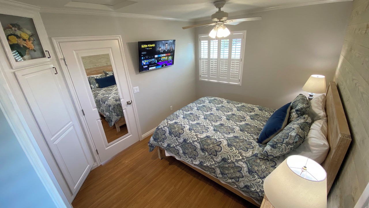 Photo of Bedroom in Burbank