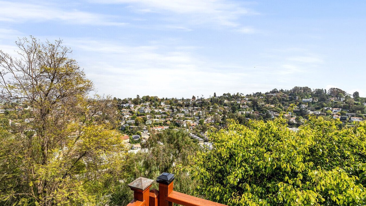 Photo of Others in Los Feliz