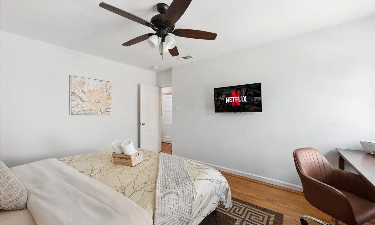 Photo of Bedroom in West Los Angeles