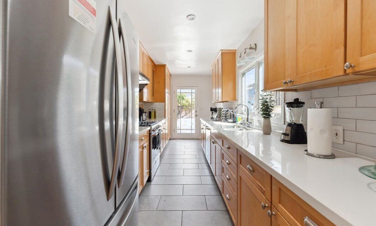 Photo of Kitchen in West Los Angeles