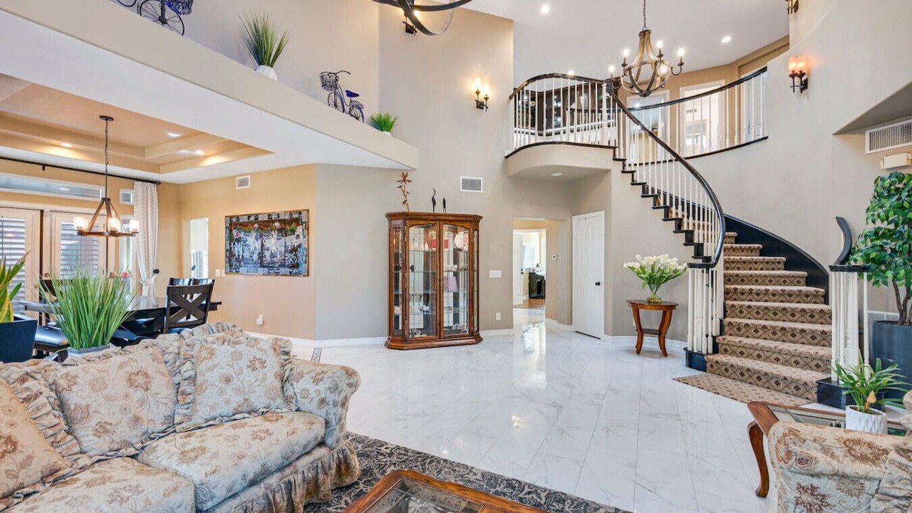 Photo of Livingroom in Cypress
