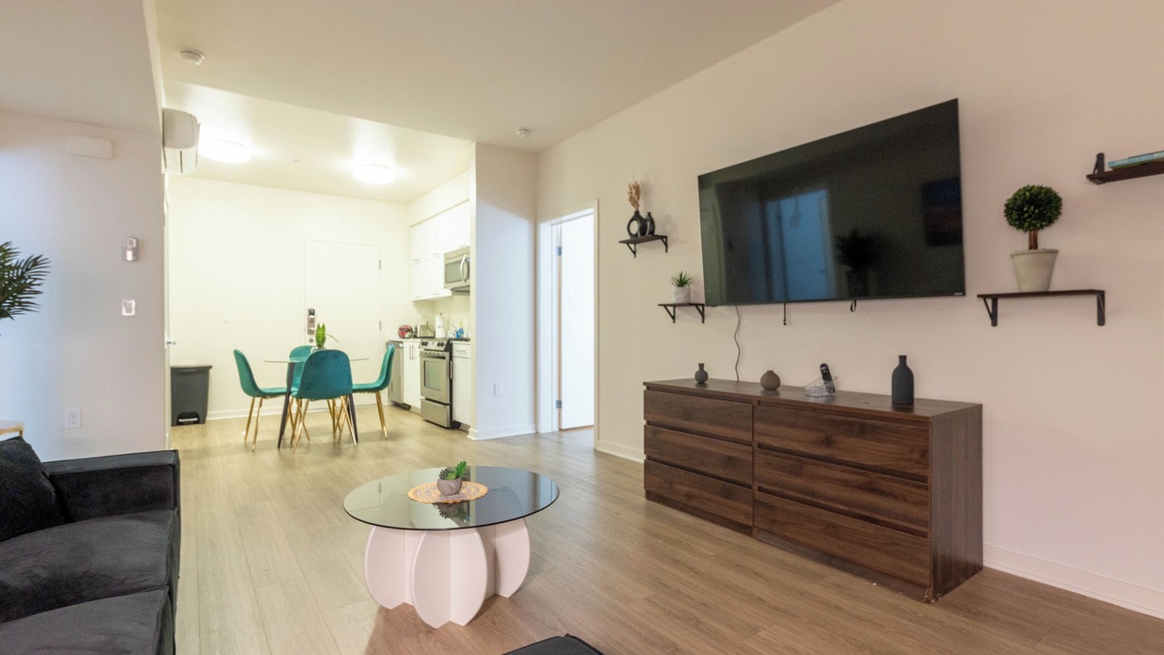 Photo of Livingroom in Downtown