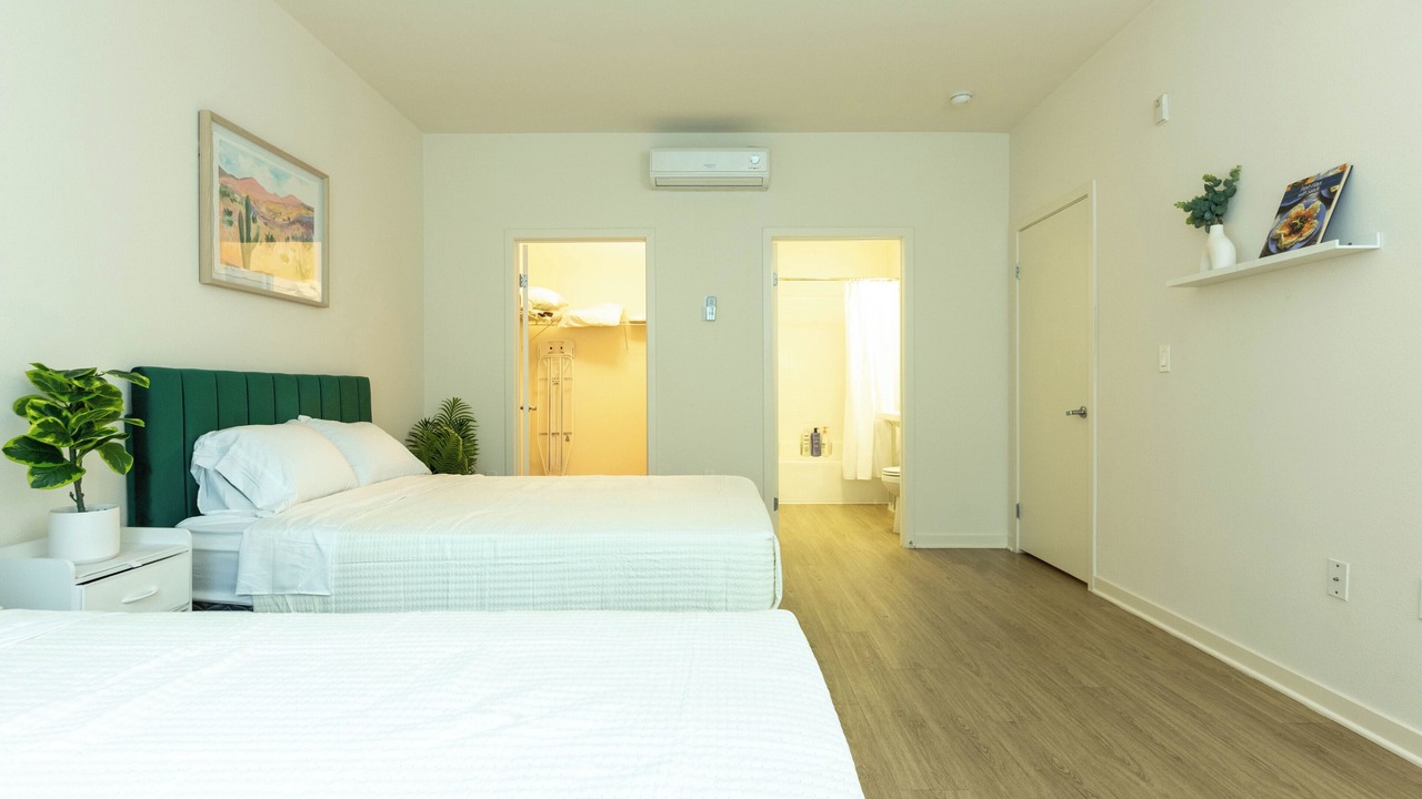 Photo of Bedroom in Downtown