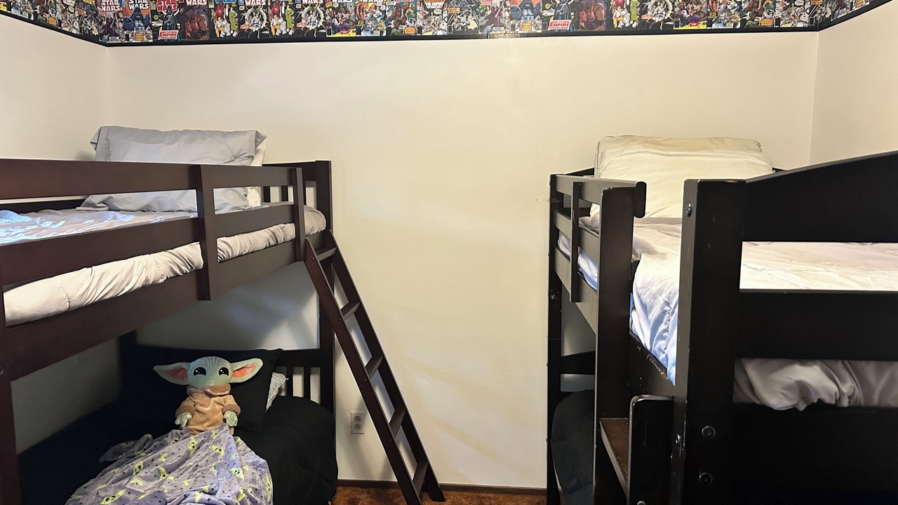 Photo of Bedroom in Lakehead-Lakeshore