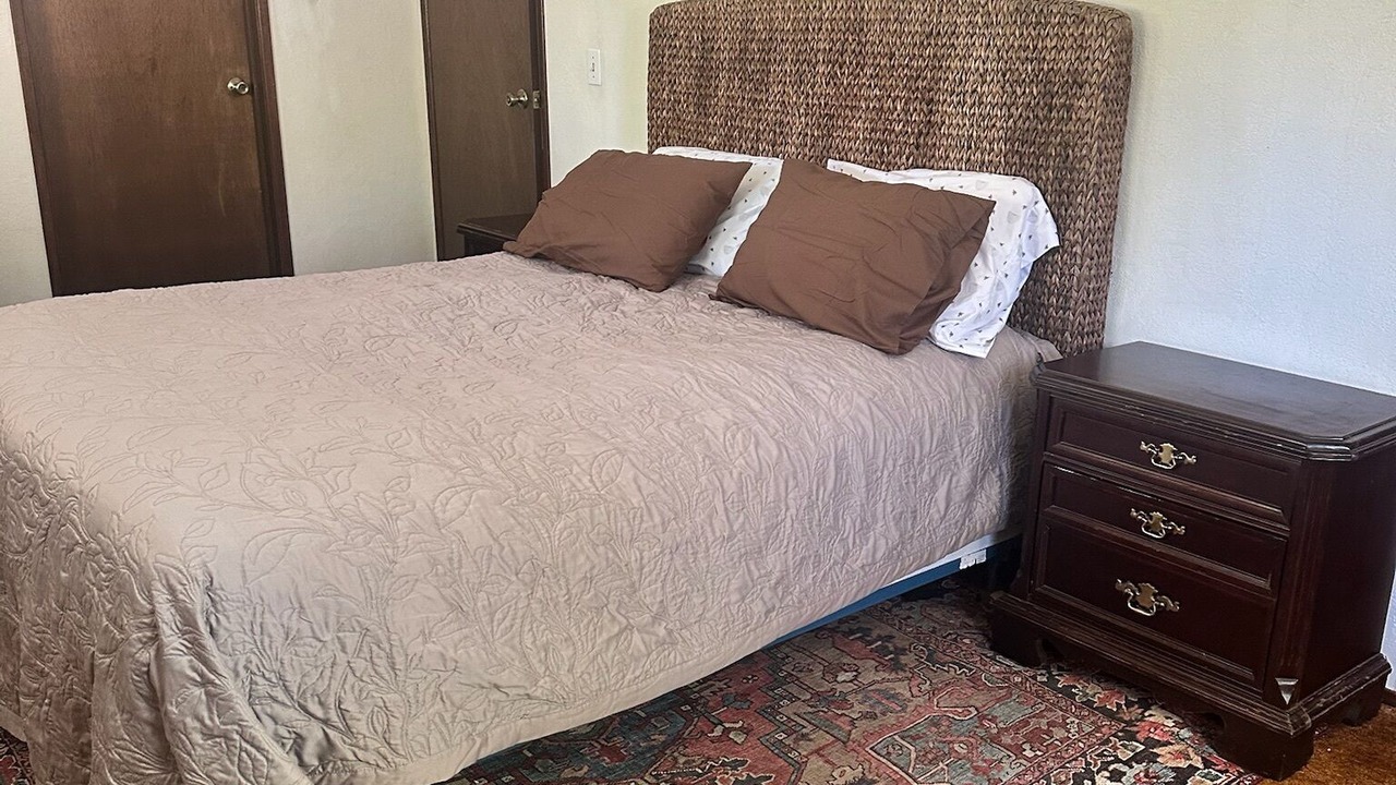 Photo of Bedroom in Lakehead-Lakeshore