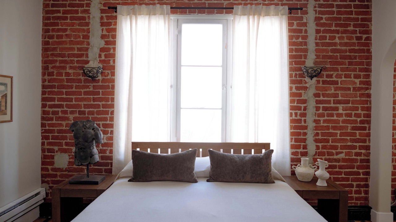 Photo of Bedroom in East Hollywood