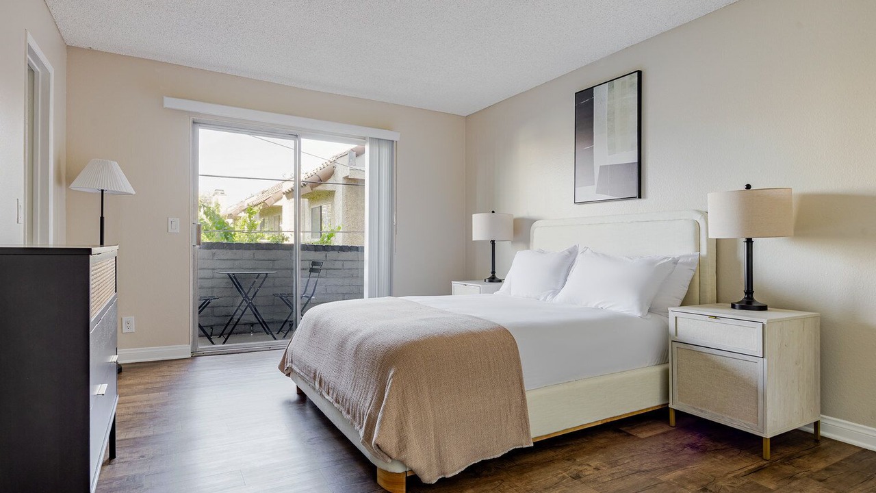 Photo of Bedroom in Downtown