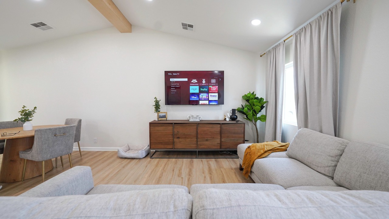 Photo of Livingroom in Lancaster