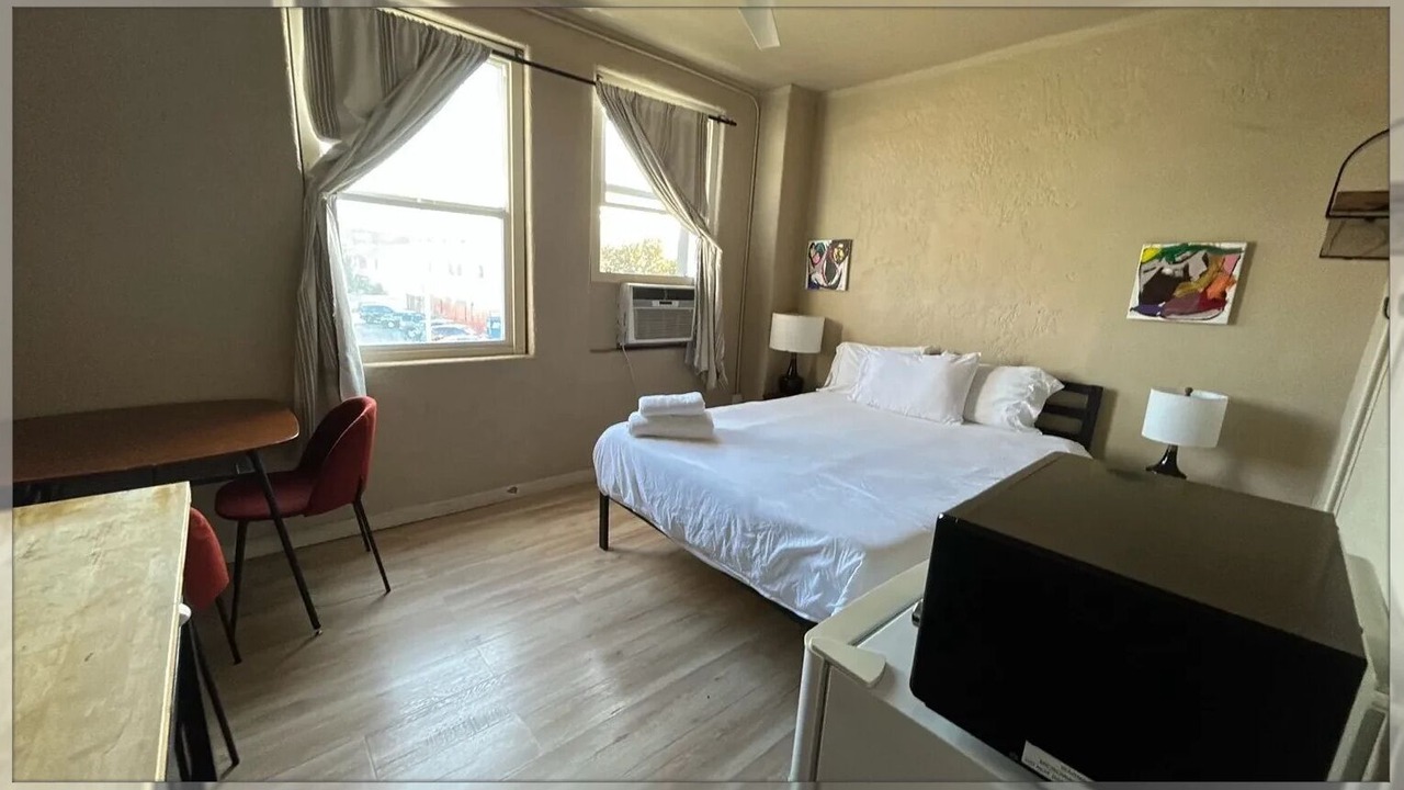 Photo of Bedroom in Westlake