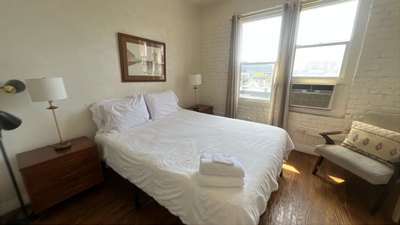 Photo of Bedroom in Westlake