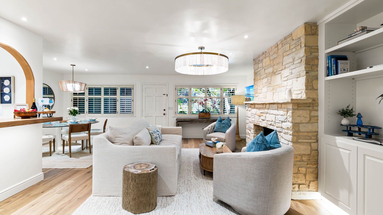 Photo of Livingroom in Golden Rectangle