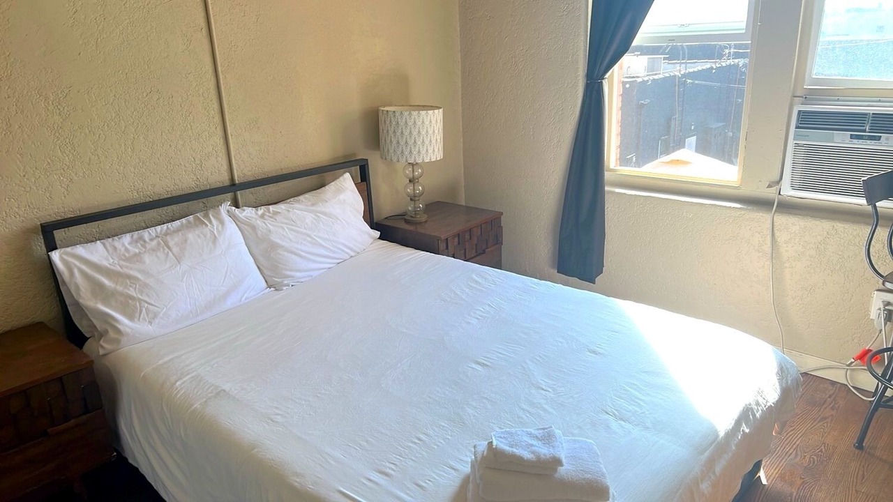 Photo of Bedroom in Westlake