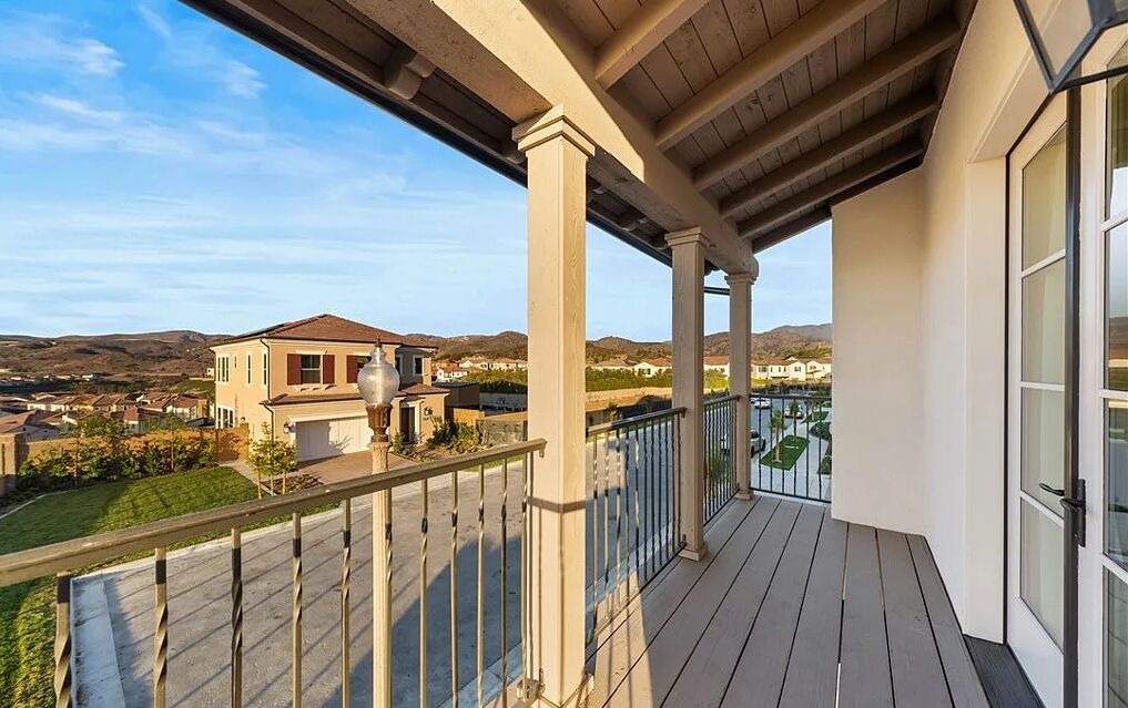 Photo of Patio Balcony in Portola Springs