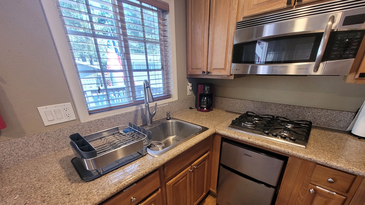 Photo of Kitchen in Green Valley Lake