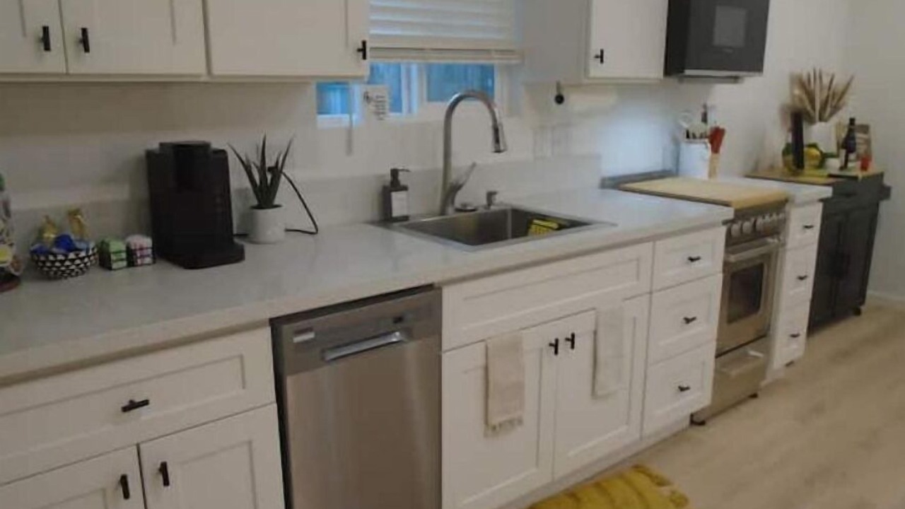 Photo of Kitchen in Oleander - Sunset