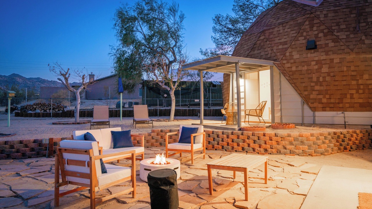 Photo of Patio Balcony in Panorama Heights