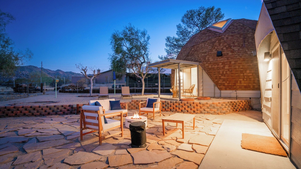 Photo of Patio Balcony in Panorama Heights
