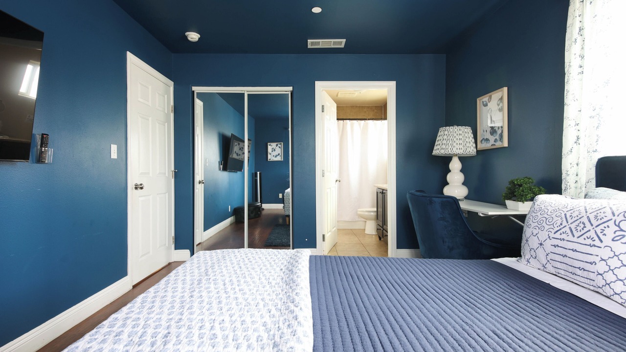 Photo of Bedroom in Los Angeles