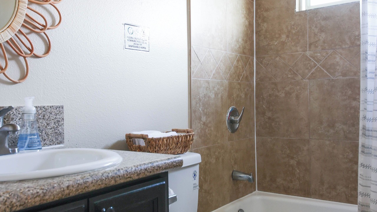 Photo of Bathroom in Los Angeles