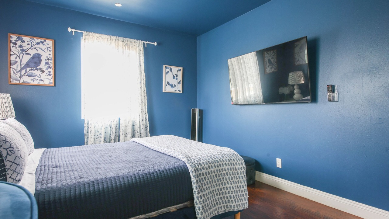 Photo of Bedroom in Los Angeles