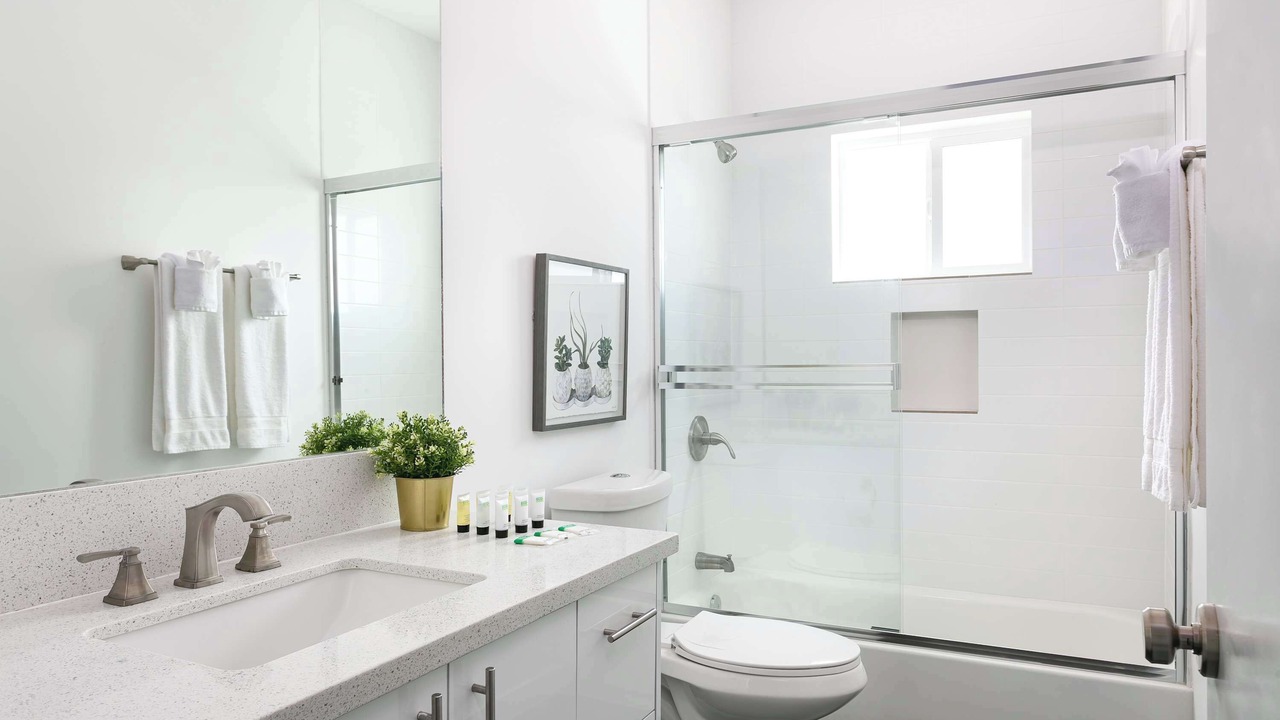 Photo of Bathroom in Downtown Los Angeles