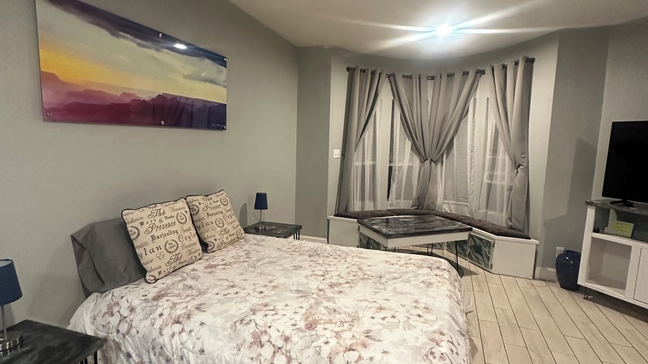 Photo of Bedroom in Springville