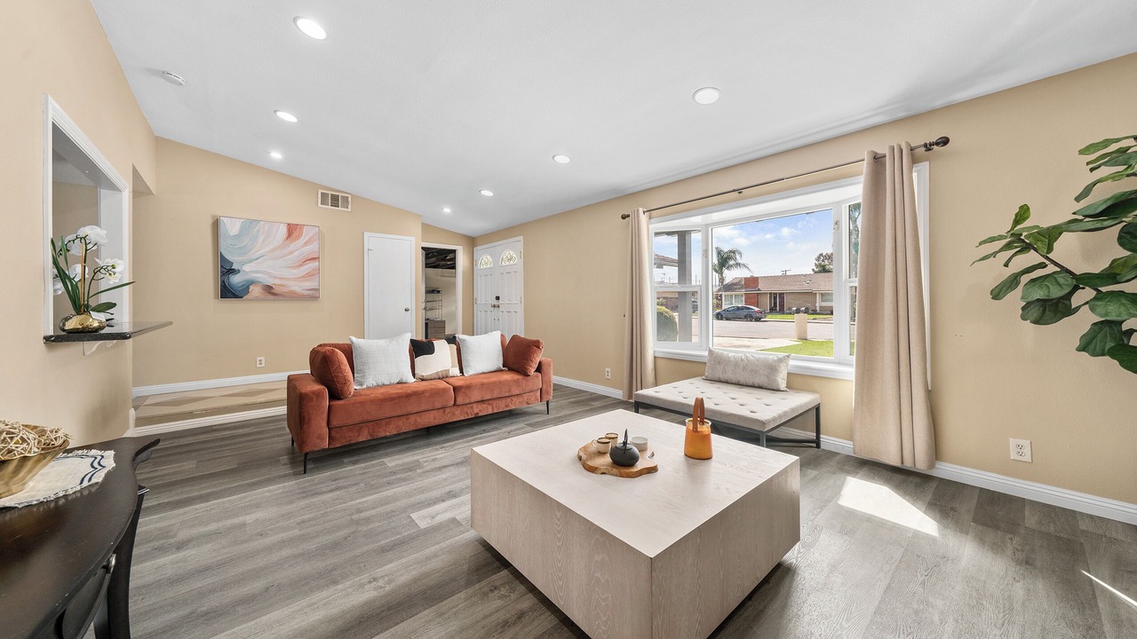 Photo of Livingroom in Rowland Heights