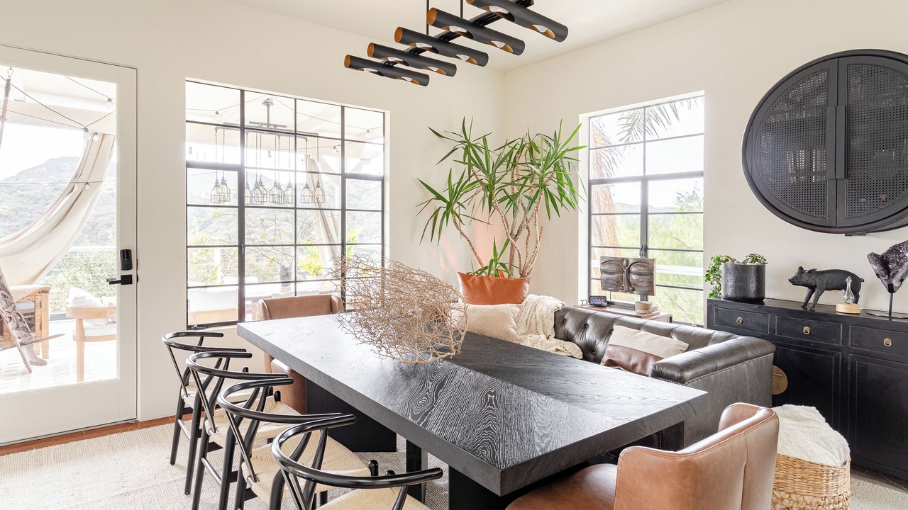Photo of Livingroom in Topanga
