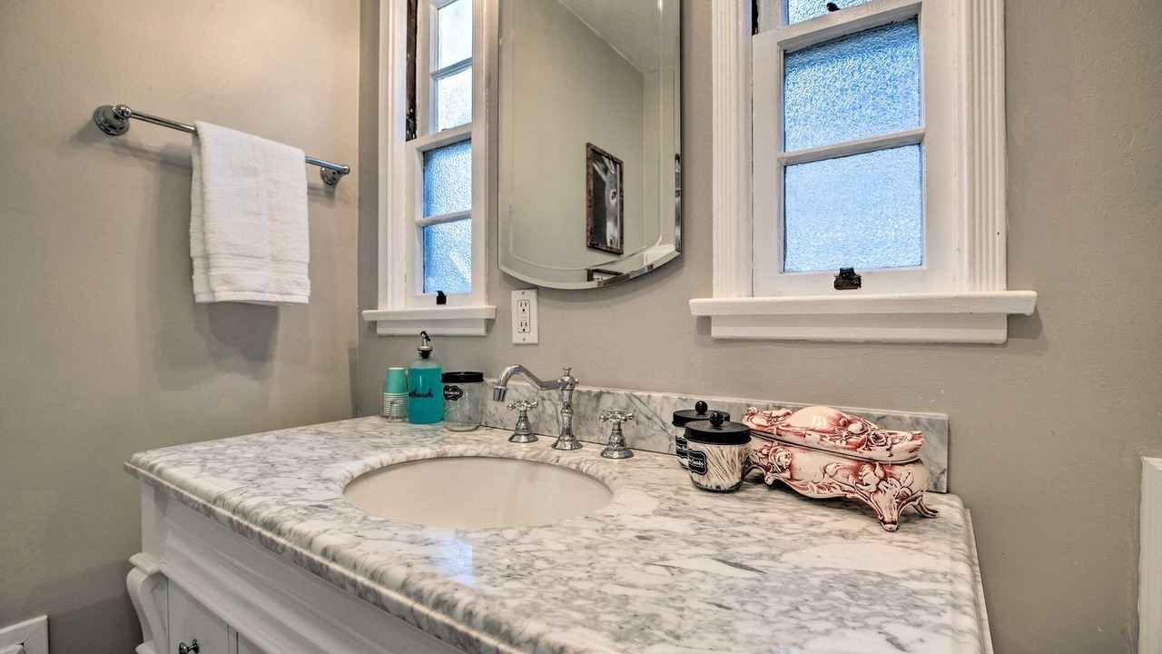 Photo of Bathroom in Bishop