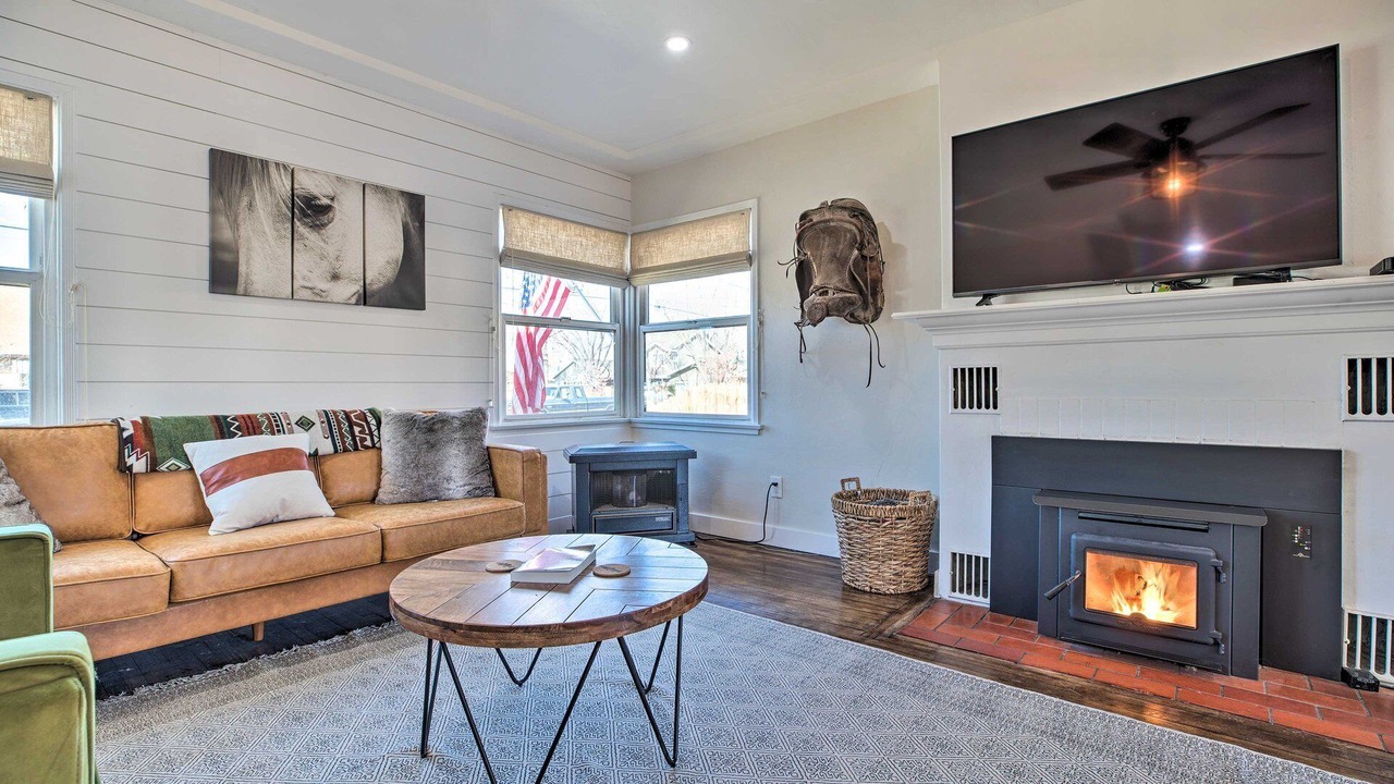 Photo of Livingroom in Bishop