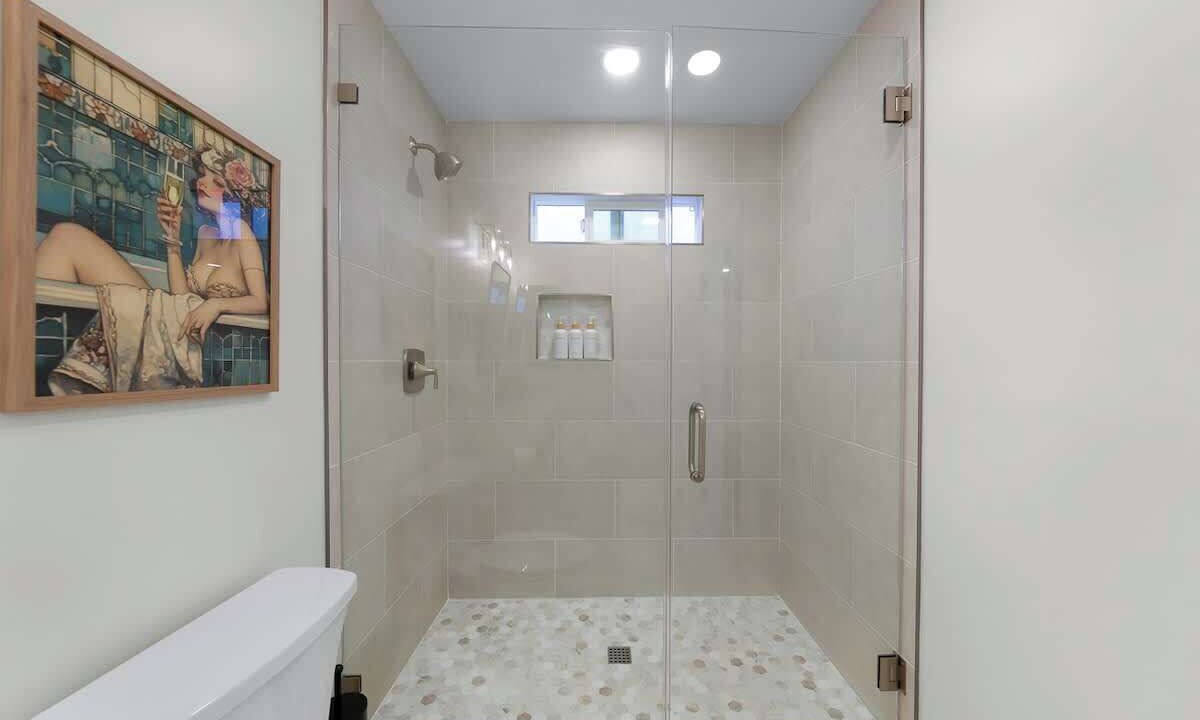 Photo of Bathroom in Mission Hills